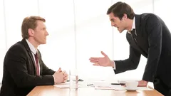 Ako vyhrávať v sporoch bez zvýšenia hlasu: psychologické triky