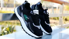 Nenávidený zápach z topánok zmizne bez chémie – jednoduchý trik z kuchyne