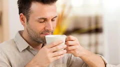 Čo sa v skutočnosti deje v organizme po šálke bezkofeínovej kávy