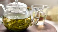 Považuje sa za zdravý, no môže „rozbiehať“ srdce – celá pravda o zelenom čaji